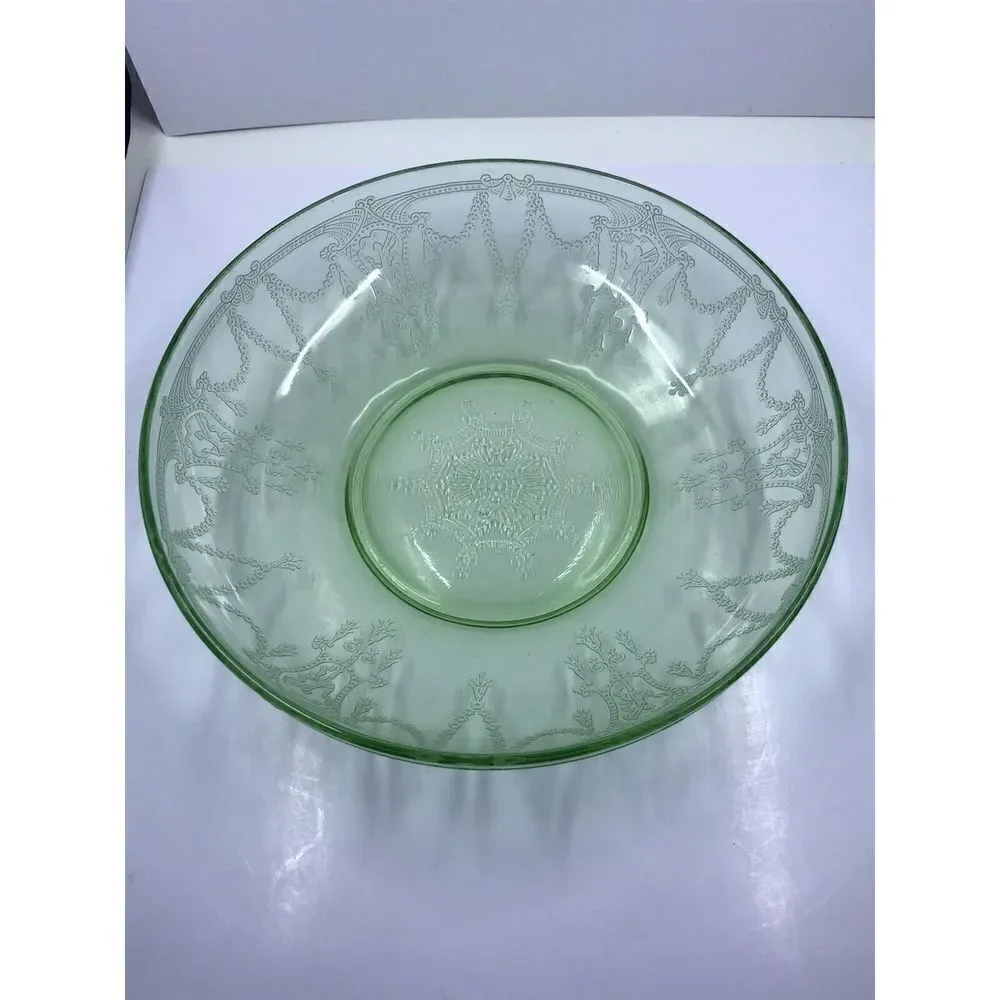 VTG Anchor Hocking Vaseline Uranium Glass Cameo Ballerina Bowl